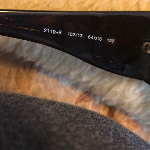 Salvatore Feregamo polarized sunglasses - Picture 5 of 6